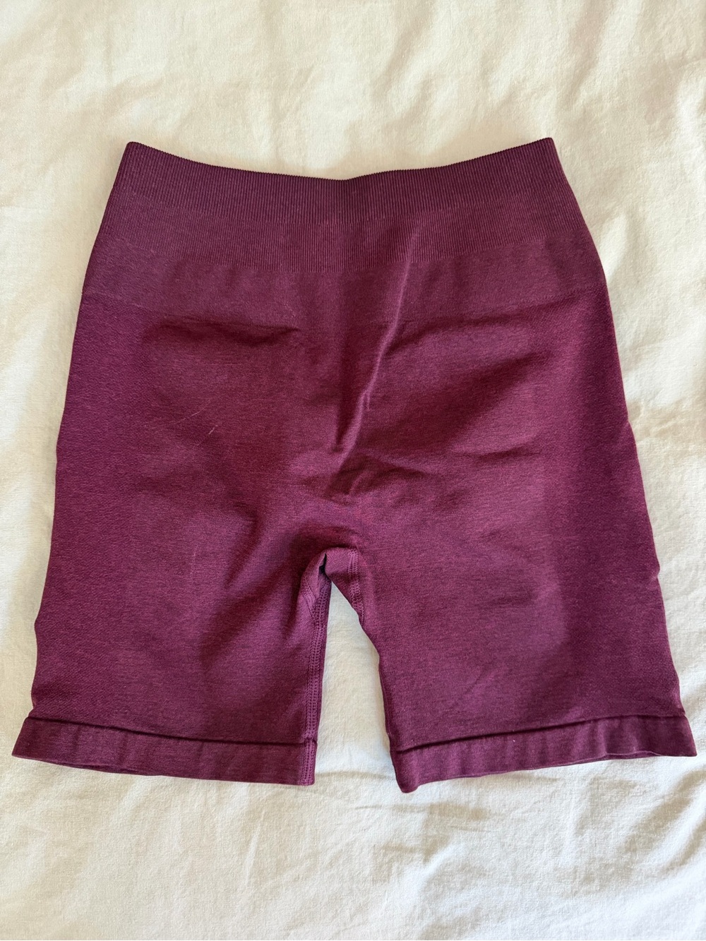 AUROLA Intensify Scrunch Workout Shorts Dark Cherry- Small